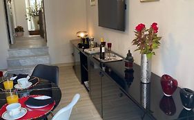 Calefati Gallery Luxury Apartment
