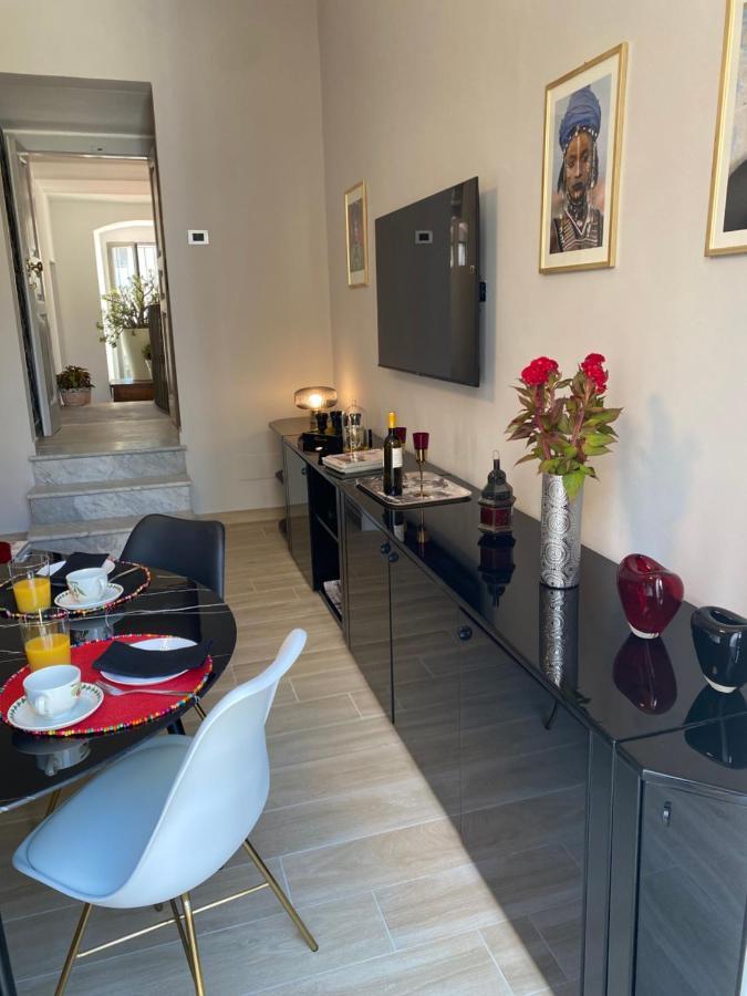 Calefati Gallery Luxury Apartment Бари Екстериор снимка