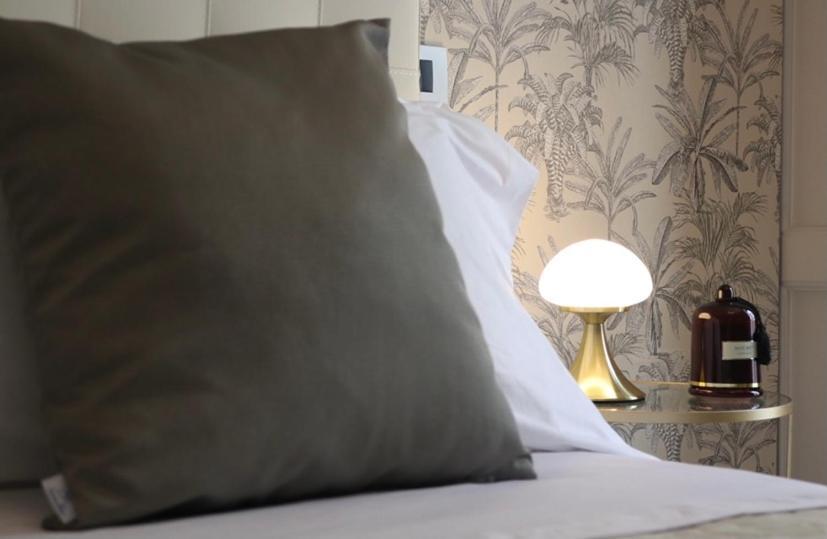 Calefati Gallery Luxury Apartment Бари Екстериор снимка