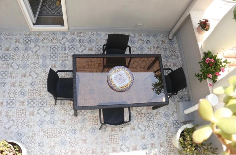 Calefati Gallery Luxury Apartment Бари Екстериор снимка