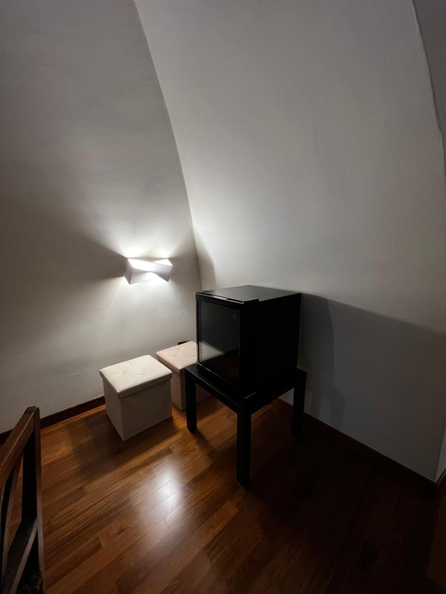 Calefati Gallery Luxury Apartment Бари Екстериор снимка