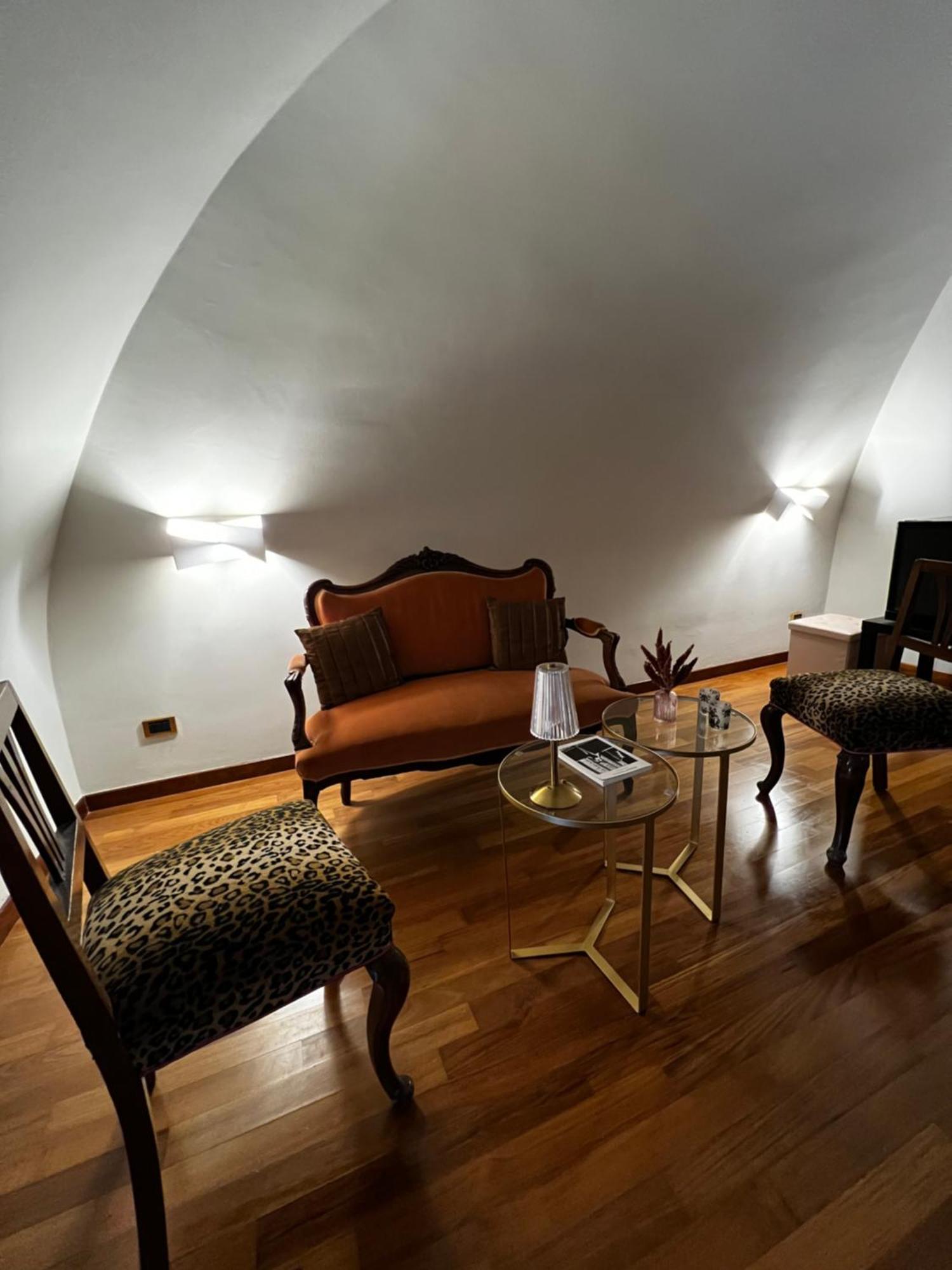 Calefati Gallery Luxury Apartment Бари Екстериор снимка
