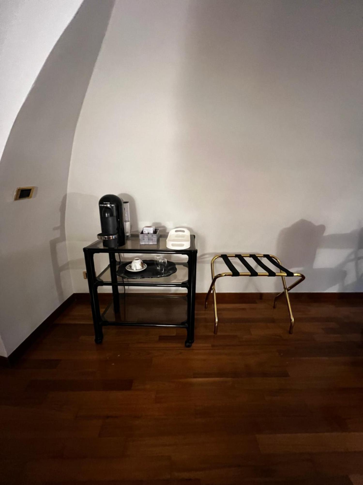 Calefati Gallery Luxury Apartment Бари Екстериор снимка